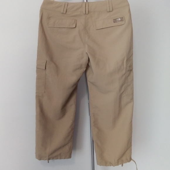 ⭐️HP⭐️NORTH FACE Trekking Capris - Picture 4 of 10